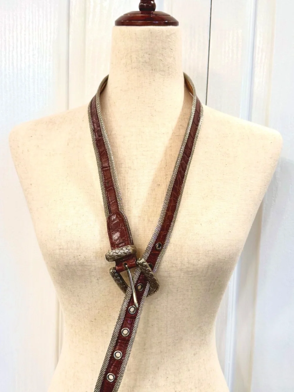 Vintage, Woman's Size Med *High End* Belt, Leather Mock-Croc & Sliver Mesh